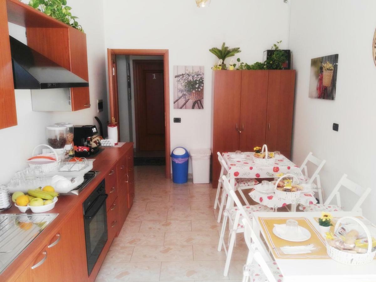 B&B Main Street Reggio di Calabria Buitenkant foto